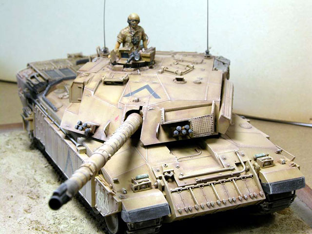 Tamiya 1/35 Challenger 1 (Mk3) – The Tank Museum